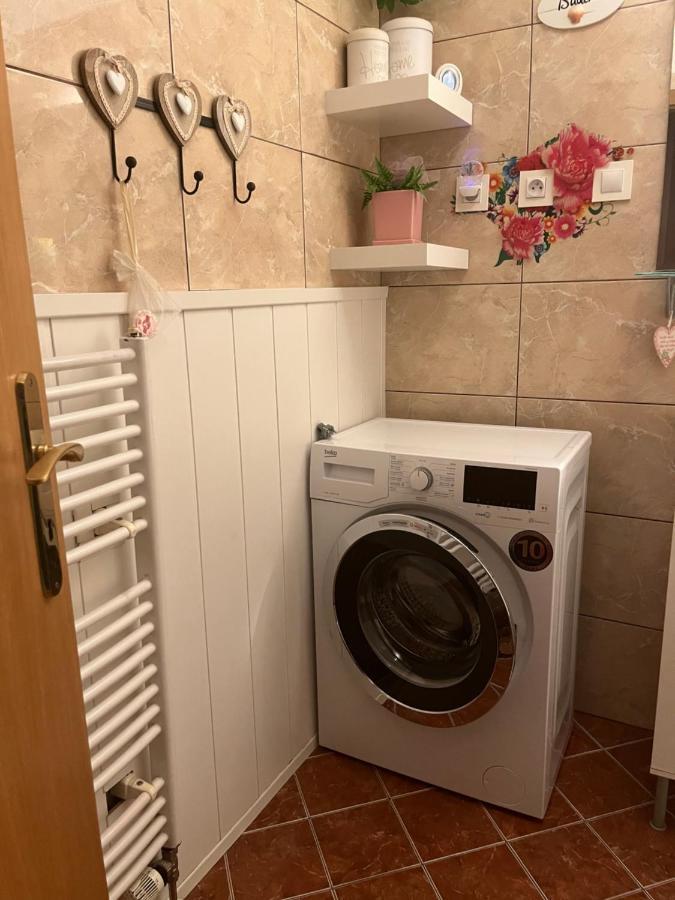 ברטיסלאבה Terrace Apartment S 1 Spalnou Sofia-Parking & Wifi מראה חיצוני תמונה