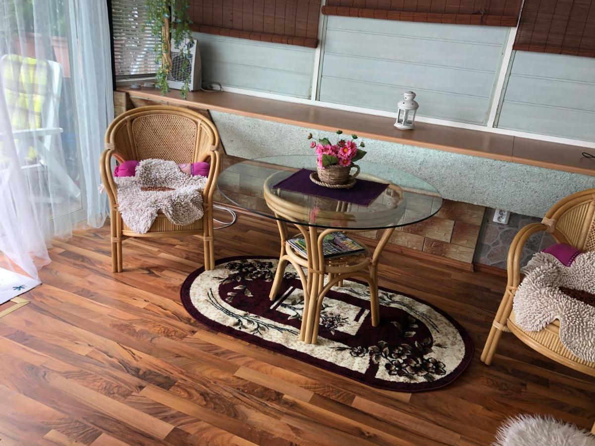 ברטיסלאבה Terrace Apartment S 1 Spalnou Sofia-Parking & Wifi מראה חיצוני תמונה